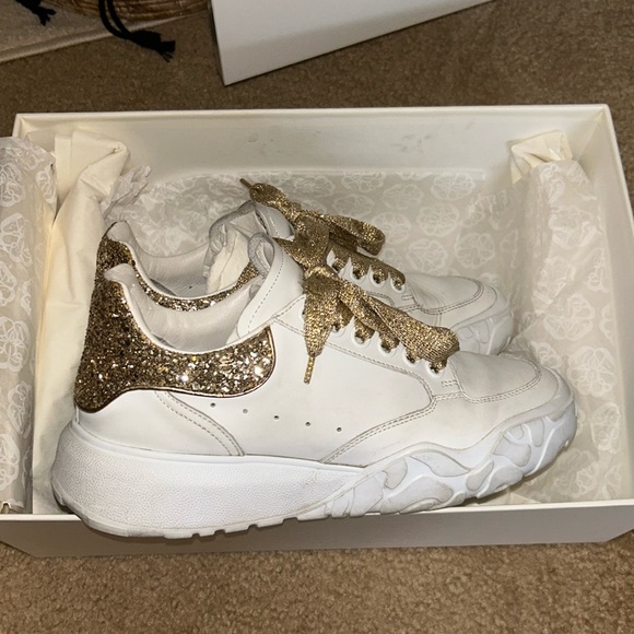 Alexander McQueen white gold sneakers - Picture 1 of 7